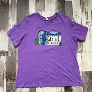 REI Purple Seattle Flagship T-Shirt unisex size XL